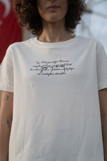 Atatürk Gençliğe Hitabe Regular Tişört • Chillandout