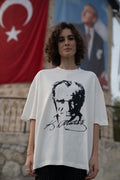 Atatürk İmzalı Oversize Tişört • Chillandout - Enicpet Premium Store